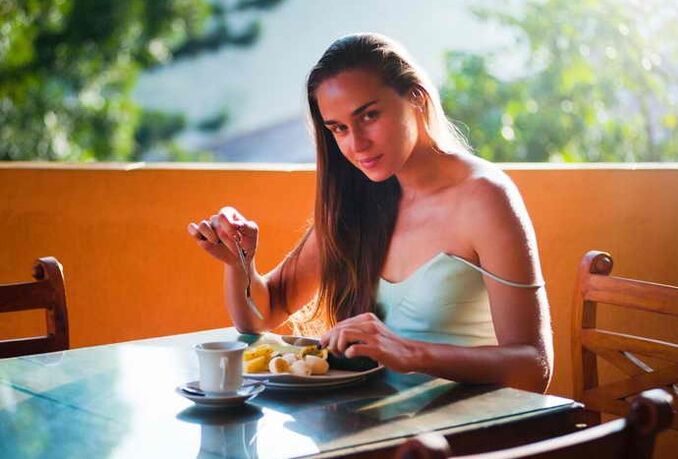 Implementing the role in losing weight has food