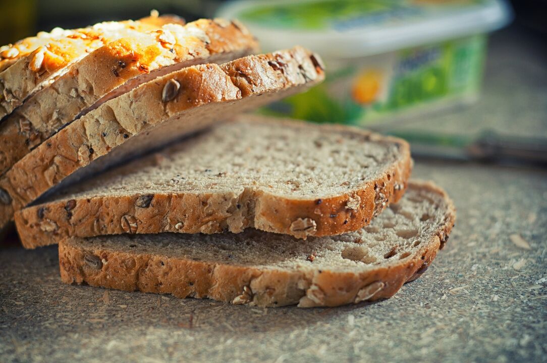 The diet for blood type 4 allows you to include whole grain bread in your diet. 